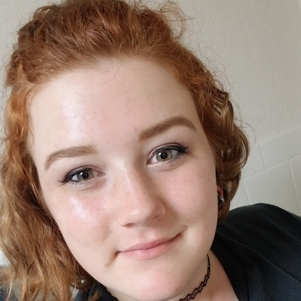 Meet your Posher, Rebecca